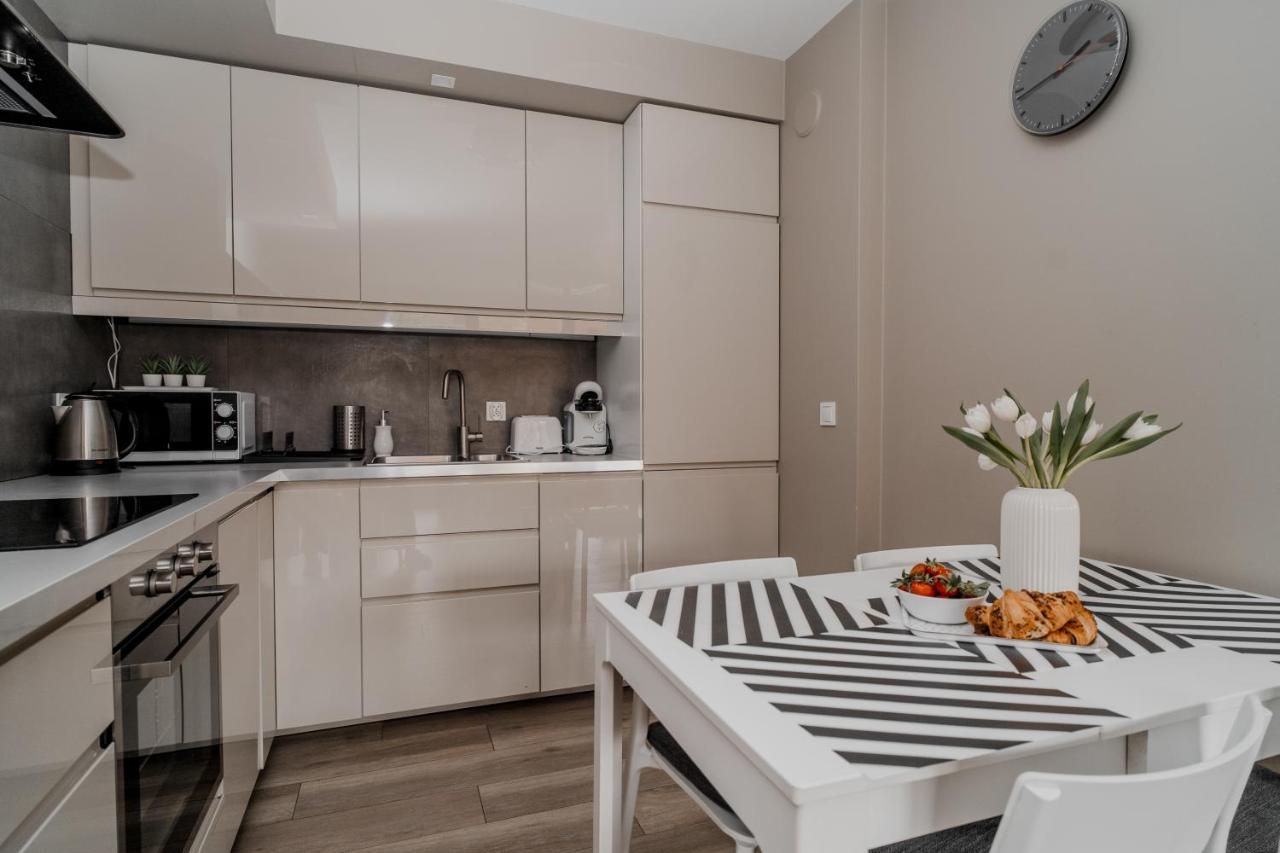 Totu Home Waterlane Island Apartments Γκντανσκ Εξωτερικό φωτογραφία